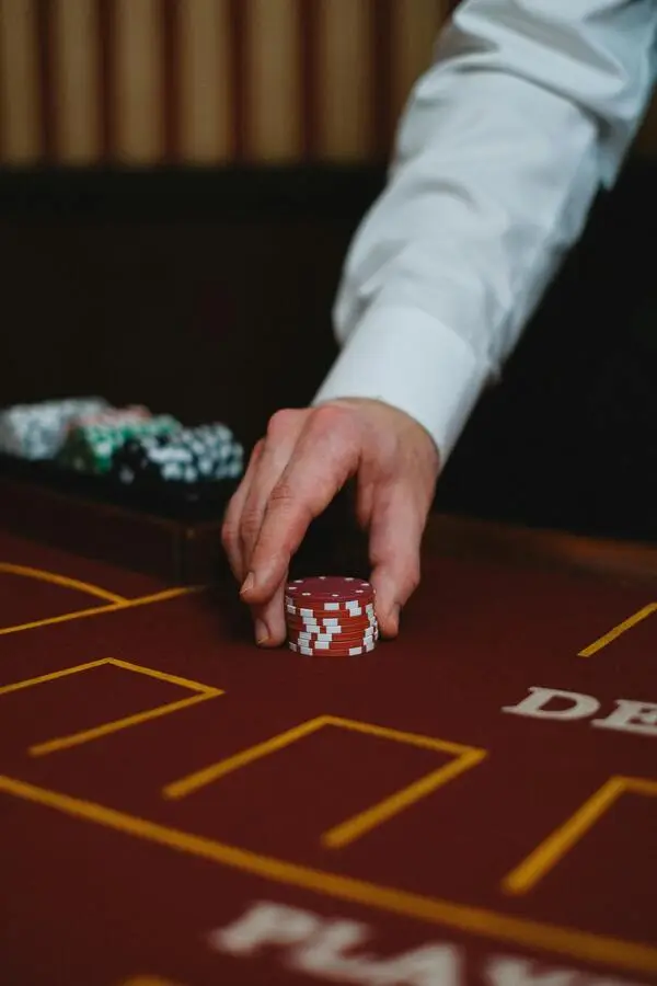 Ekskluzywna hotelowa strefa lounge o eleganckim wystroju